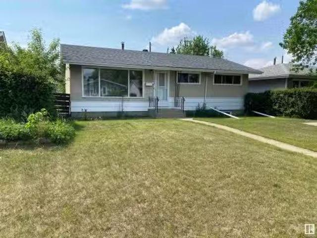 12916 135 Street, Edmonton, AB, T5L 1Y2 house for sale List.
