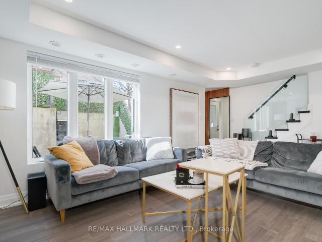 129 11 Foundry Avenue in Toronto: Dovercourt Wallace Emerson Junction Condo Townhouse for lease Toronto W02: MLS®# W13686868