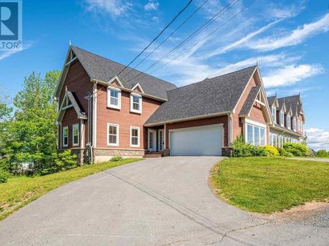 129 Appaloosa Run, Hammonds Plains, NS, B3B 0G2 semi detached for sale | Listing ID 202500 | Royal LePage