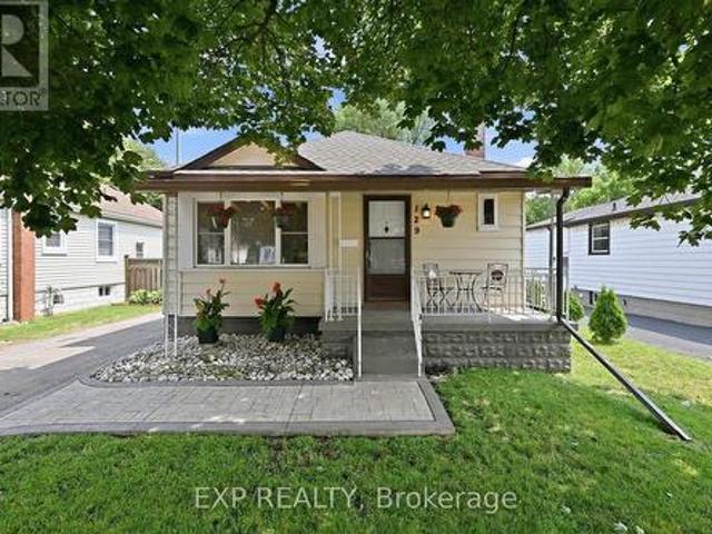 129 East 25Th Street, Hamilton Eastmount, ON, L8V 3A3 house for sale | Listing ID X13619 | Royal LePage