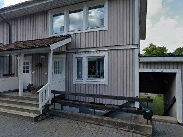 129 m2 lägenhet uthyres i Högsby