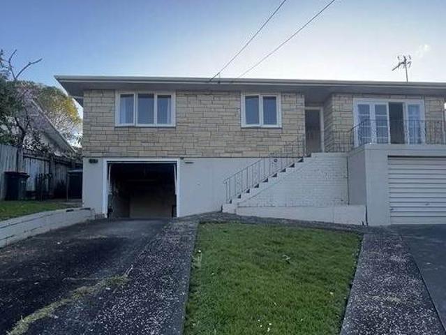 129 Methuen Road, New Windsor, Auckland City