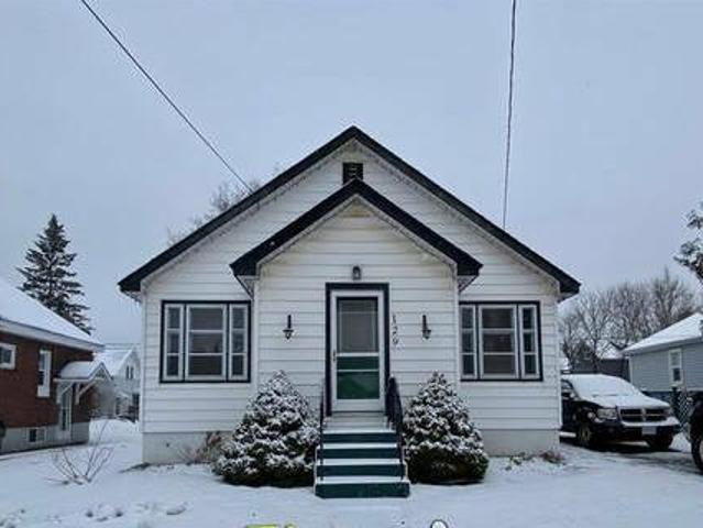129 St George s AVE E Sault Ste Marie Ontario