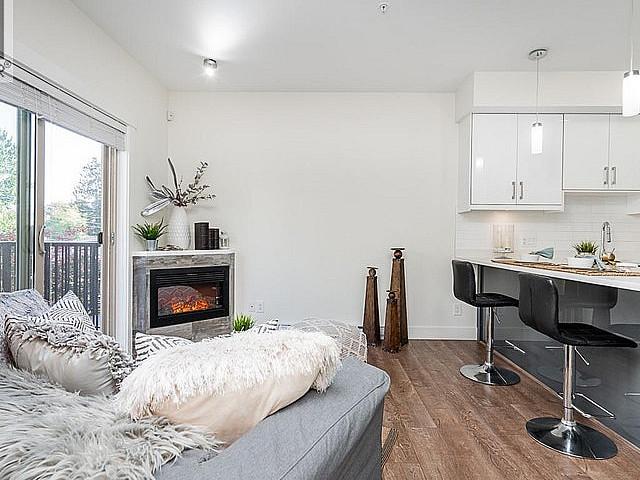 12 4033 Dominion Street Burnaby, British Columbia