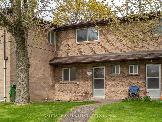 12 44 ROMFIELD Drive, North York | 3Beds/2Bath, Townhouse, $3,000/mo | Condos. Ca