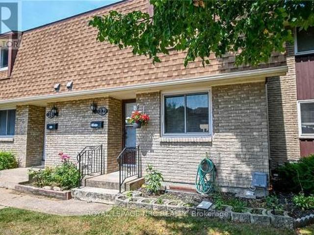 12 50 Lakeshore Road, St. Catharines Lakeport, ON, L2N 6P8 townhouse for sale | Listing ID X12254 | Royal LePage