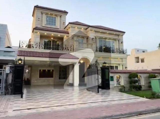 12.5 Marla Park Facing Corner House For Sale Buch Executive Villas