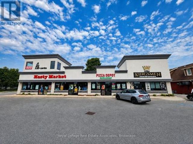1/2 801 Dundas Street, Woodstock, ON, N4S 1G2 commercial for lease | Listing ID X13664 | Royal LePage