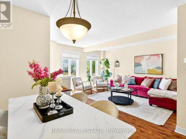 12 1750 Creek Way, Burlington, ON, L7L 6R2 townhouse for sale | Listing ID W12290 | Royal LePage