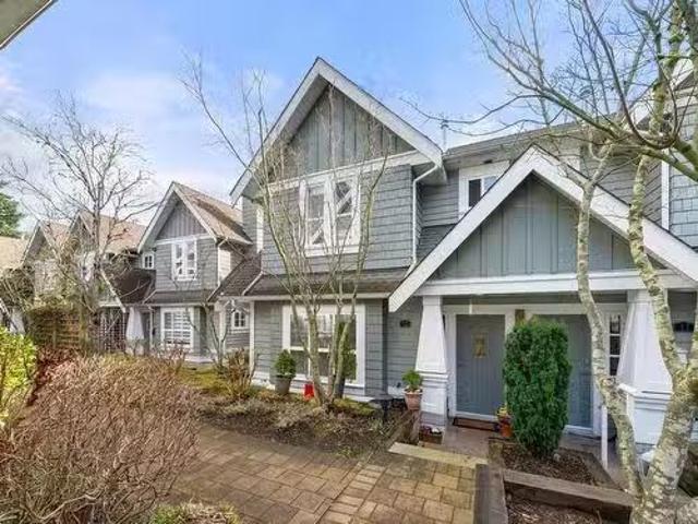 12 2688 Mountain Highway, North Vancouver, BC, V7J 2N5 townh.