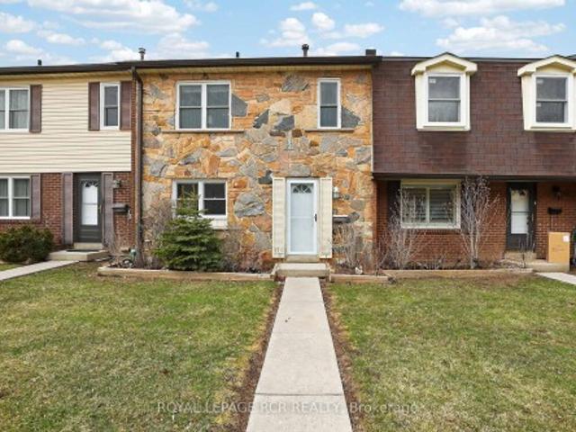 12 2825 Gananoque Drive, Mississauga, ON, L5N 1V6 townhouse for sale | Listing ID W12934 | Royal LePage
