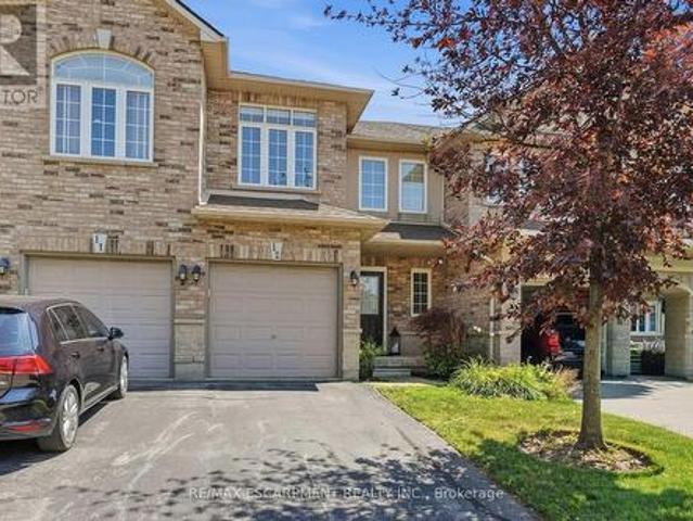 12 39 Panabaker Drive, Hamilton, ON, L9G 0A2 townhouse for sale | Listing ID X13570 | Royal LePage