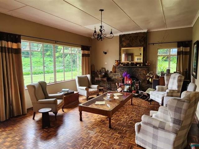 12.3 ha Farm in Byrne Valley
