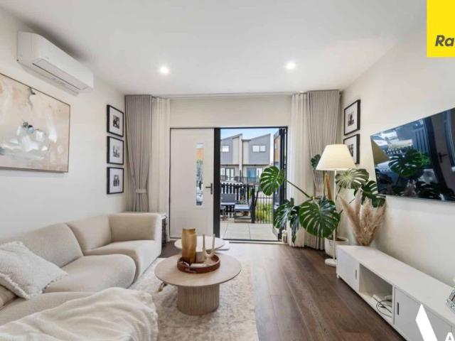 12 Tahere Road, Flat Bush