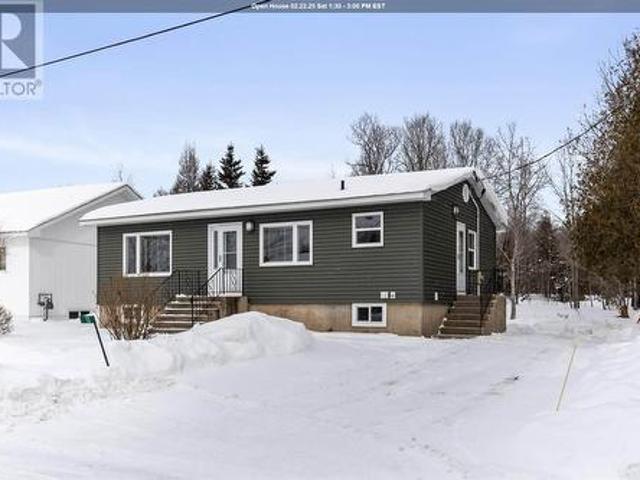12 Tarbutt St, Bruce Mines, ON, P0R 1C0 house for sale | Listing ID SM250315 | Royal LePage