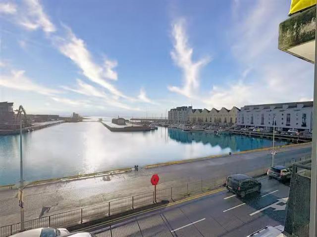 12 Tonn Na Mara, Dock Road, The Docks, Galway, H91 HK54