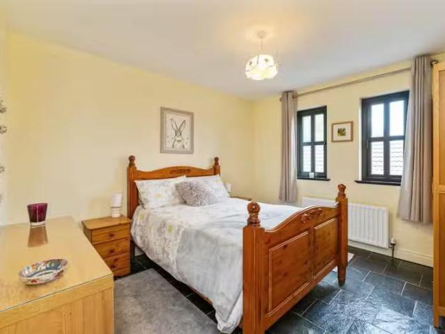 12 Tollymore Road