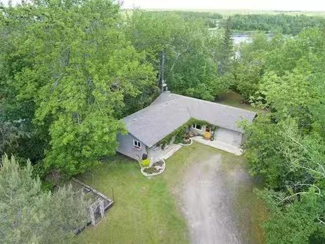 12 Totem Rd, Lac Du Bonnet, MB, R0E 1A0 house for sale List.