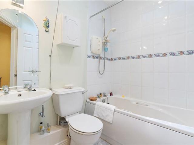 12 Whitechurch Pines, Rathfarnham, Dublin 14 DNG Rathfarnham 4932 MyHome. Ie Residential