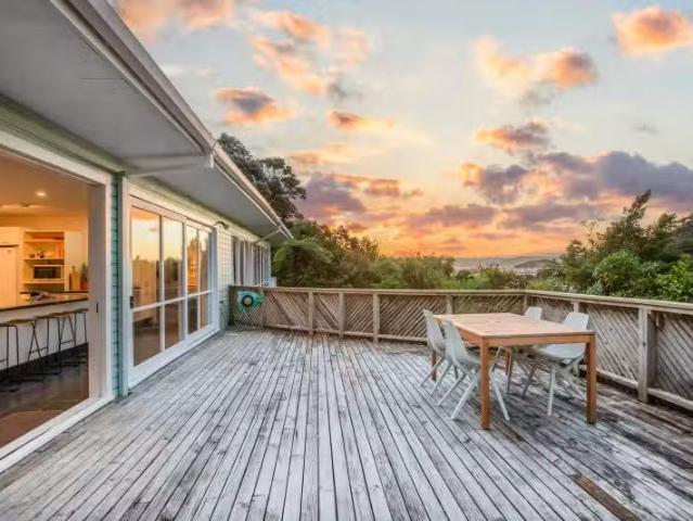 12 Whiorau Grove, Lowry Bay, Lower Hutt City