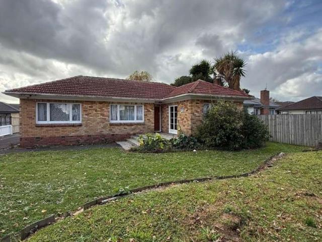 12 Willis Road, Papakura