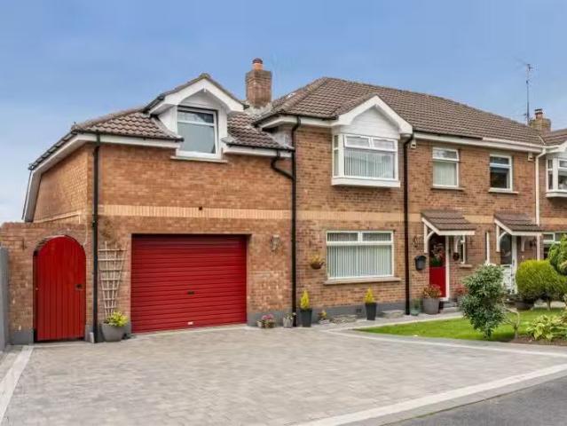 12 Alveston Park