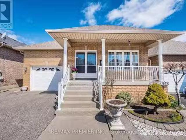 12 Amalfi Court, Vaughan, ON, L4L 9S2 house for sale Listin.