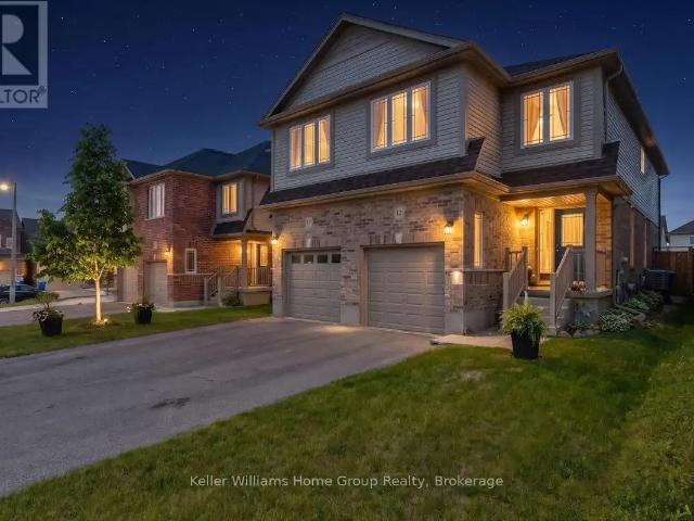 12 AMBROUS CRESCENT
