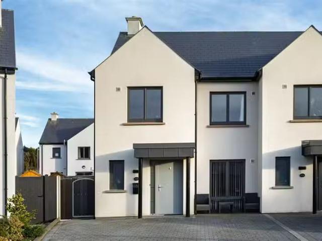 12 An Sruthan Beag, Clonakilty, West Cork