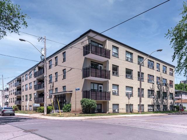 12 Bater Street 1 Bedroom Apartment for Rent at 12 Bater Ave, Toronto, ON M4K 2C3 Broadview North