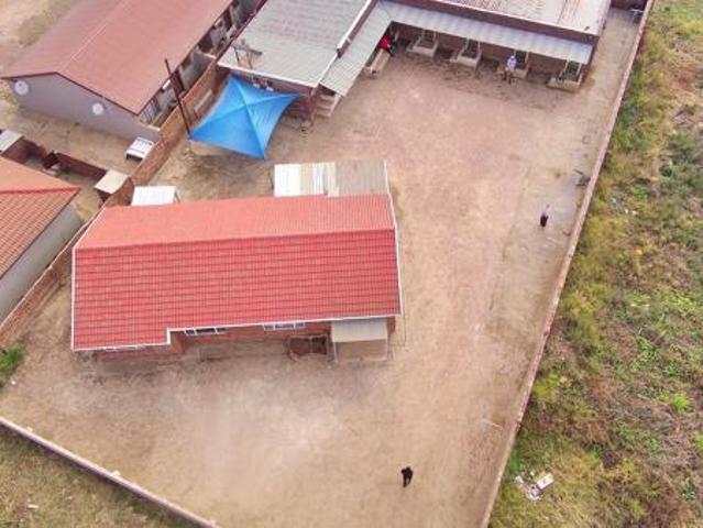 12 Bedroom House in Modimolle Nylstroom