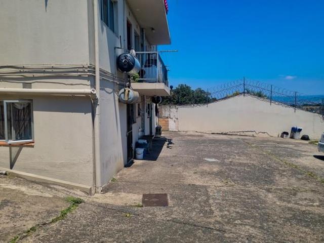 12 Bedroom House in Verulam Central