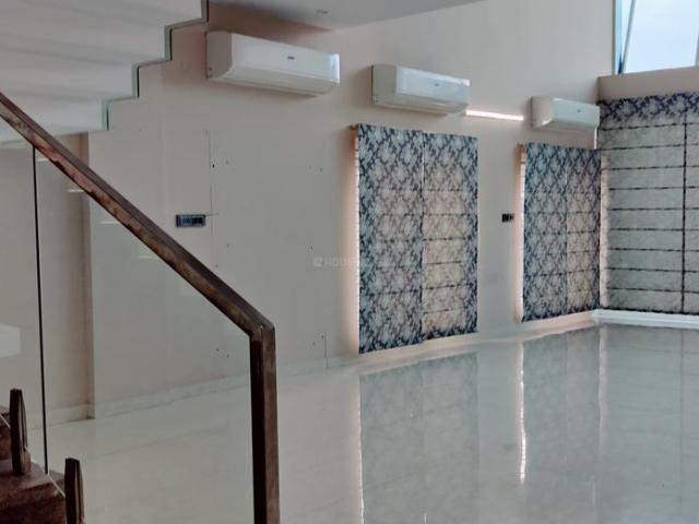 12 BHK Independent Builder Floor in HSR Layout for resale Bengaluru. The reference number is 17900214