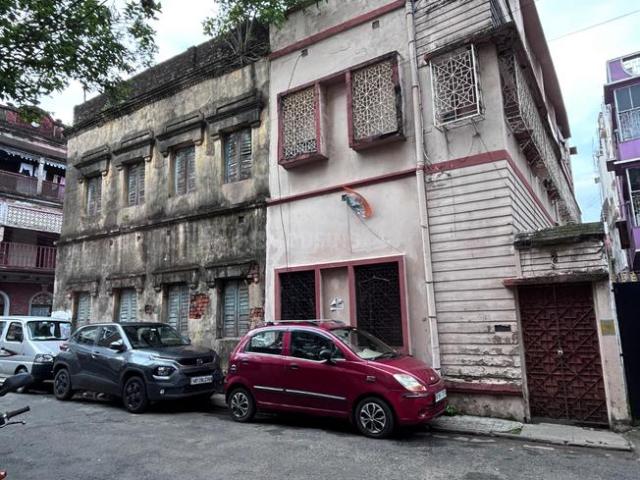 12 BHK Independent House in Kalighat for resale Kolkata. The reference number is 20831730