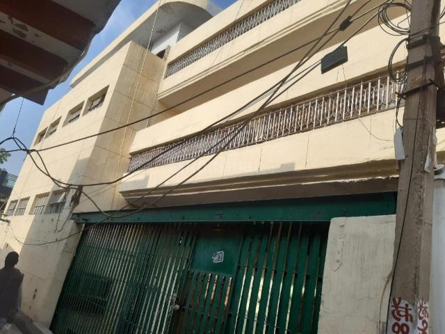 12 BHK Independent House in Mundka for resale New Delhi. The reference number is 18540181