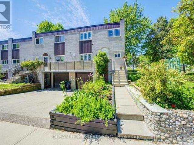 12 Bonis Avenue, Toronto, ON, M1T 2V1 townhouse for sale | Listing ID E13208 | Royal LePage