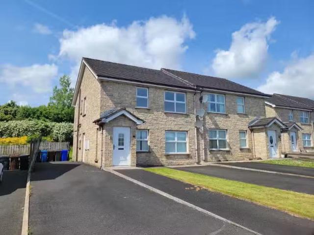 12 Blackthorn Rise