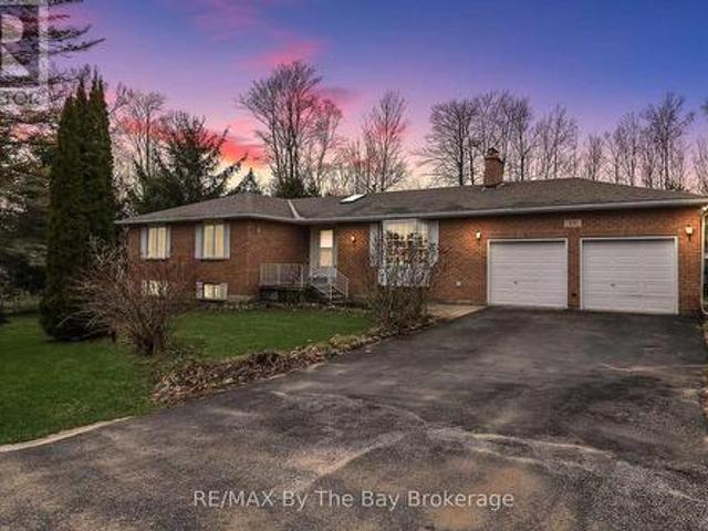 12 Bridlewood Crescent, Wasaga Beach, ON, L9Z 1B4 house for sale | Listing ID S12094 | Royal LePage