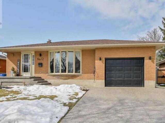 12 BURDOCK BLVD Brantford Ontario