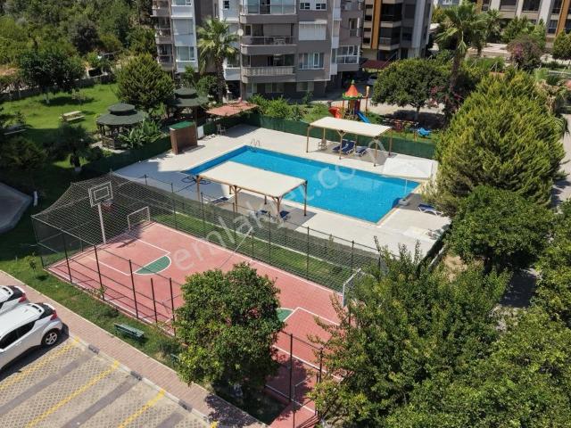 12.caddede Full Tadilatlı Doğalgazlı Krediye Uygun 180m2 3+1