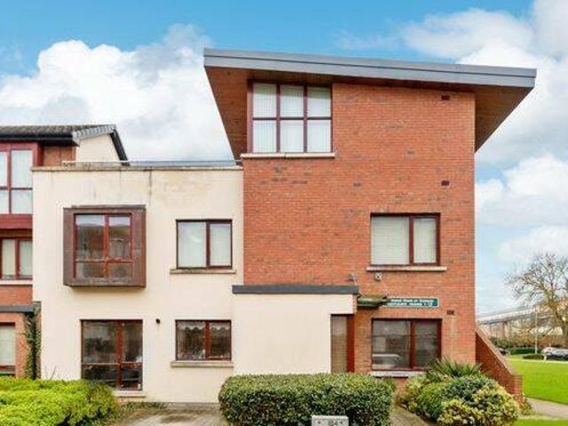 12 Castlegate Grange Adamstown Co Dublin