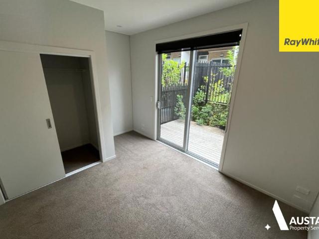 12 Ceramic Lane, New Lynn