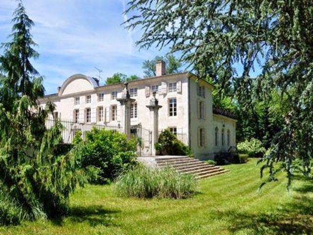 12 chambres, NERAC Aquitaine 47600 LS82276980