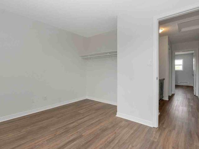 12 Colborne St E, Orillia, ON L3V 1T3, Canada 2 Bedroom Apartment for Rent at 12 Colborne St E, Orillia, ON L3V 1T3