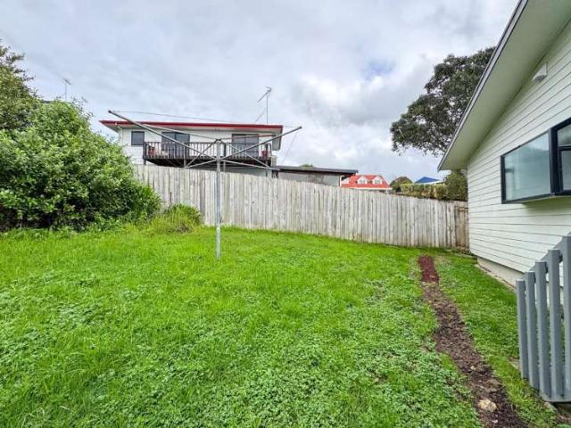 12 Clearview Heights, 1774, Waitakere City