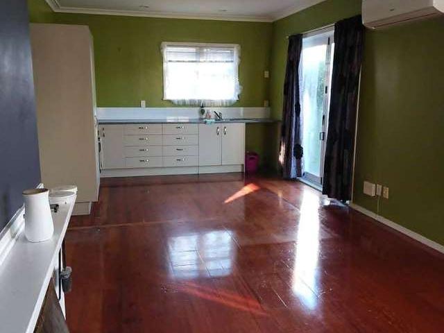 12 Denz Street, Maeroa, Hamilton City