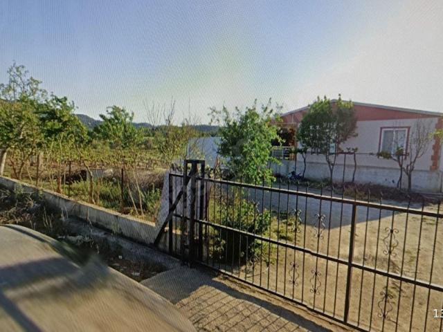 12 DÖNÜM İÇİNDE130 M23 ODA 1 SALONTEK KAT EVLİ