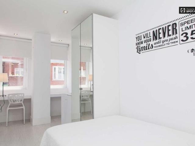 12 Dormitorio Apartamentos Madrid Madrid 96347397