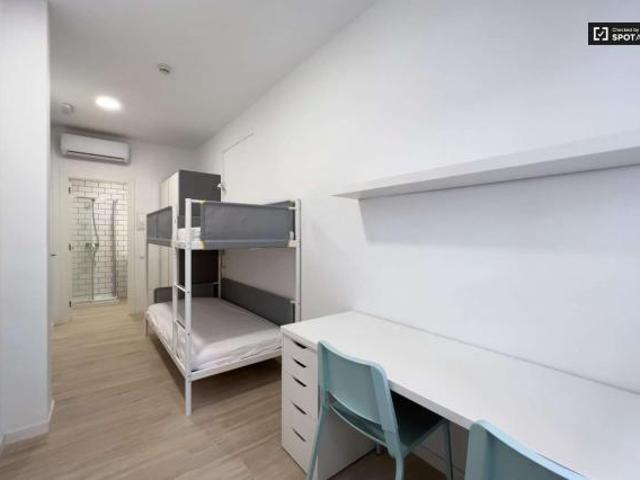 12 Dormitorio Shared Living/Roommate Barcelona Barcelona LS67028685