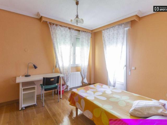 12 Dormitorio Shared Living/Roommate Madrid Madrid 101852902